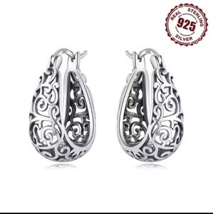 🆕Sterling Silver Hoops ♥️💘